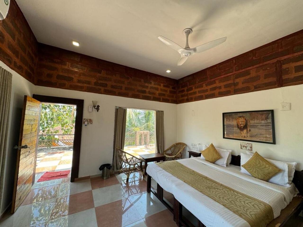 Gir Lions Paw Resort With Swimming Pool Szaszan Gir Kültér fotó